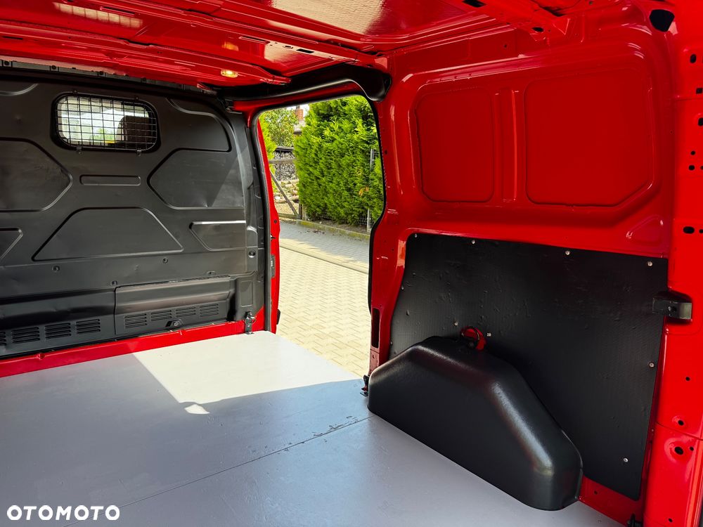 Ford TRANSIT CUSTOM - 36