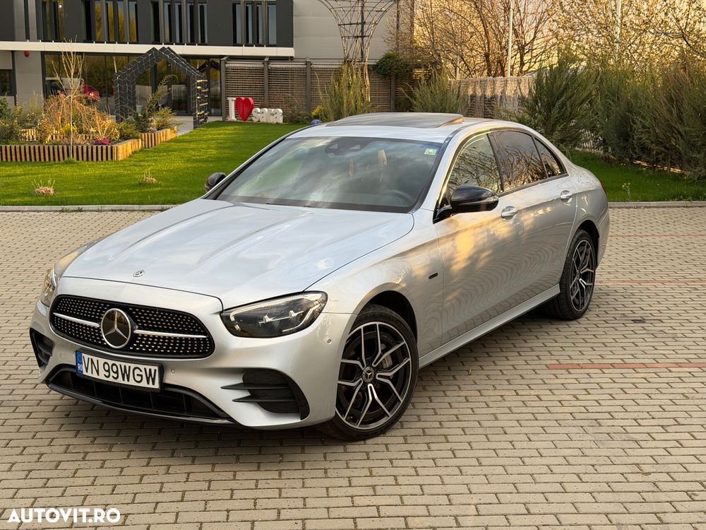 Mercedes-Benz E 300 de 4Matic 9G-TRONIC AMG Line - 1