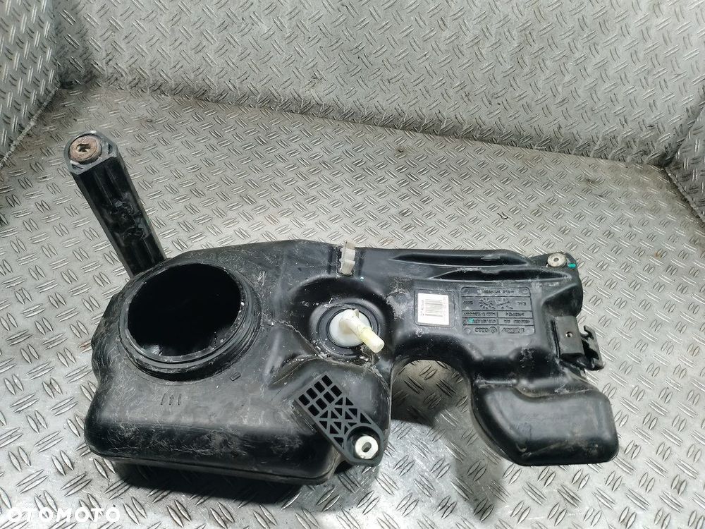 ZBIORNIK ADBLUE AUDI Q7 (2005-2015) 4L0131878 3.0 TDI - 5