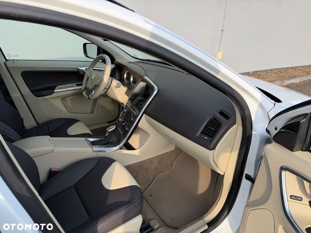Volvo XC 60 - 15