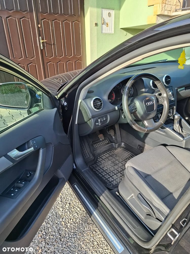 Audi A3 Sportback 2.0 TDI Ambition - 9