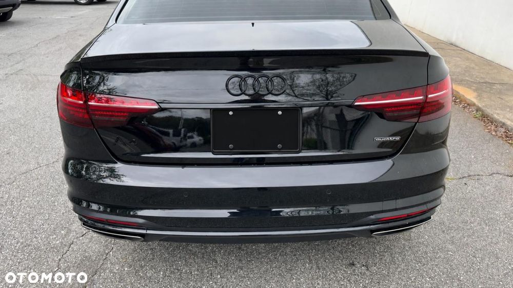 Audi A4 Limousine - 8