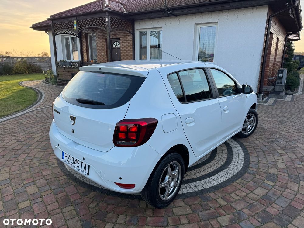 Dacia Sandero - 8