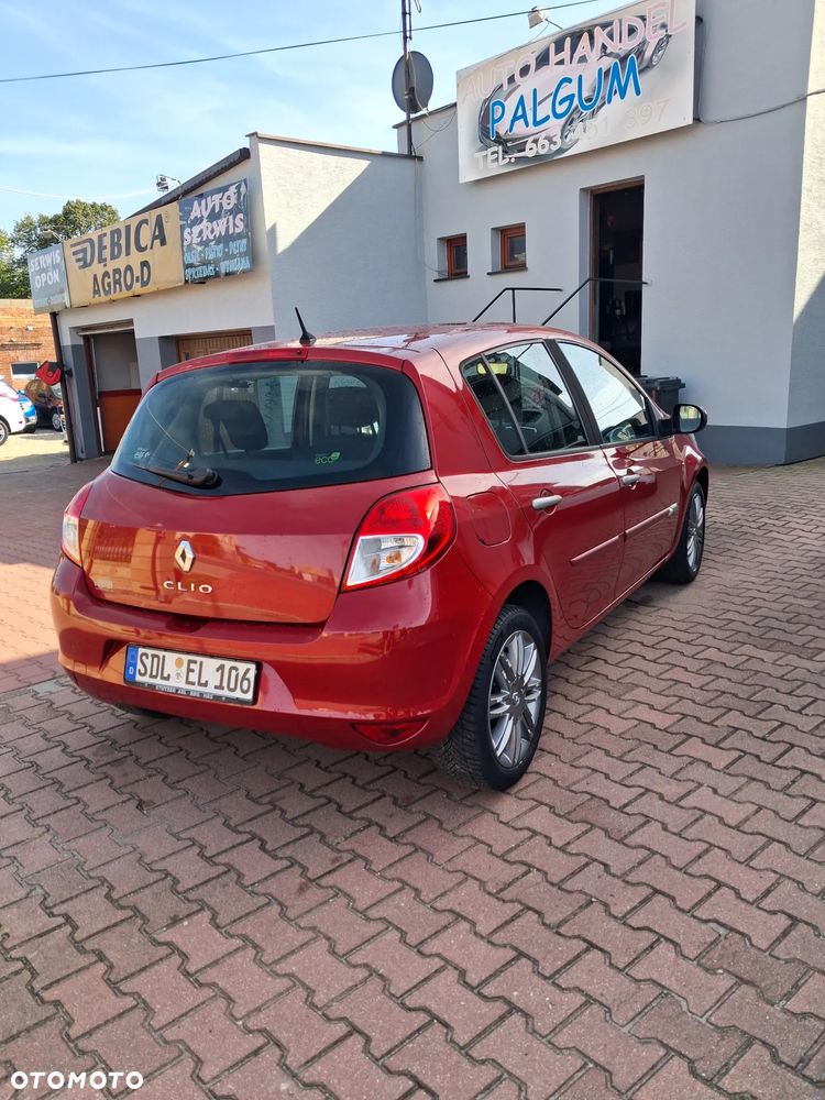 Renault Clio - 5
