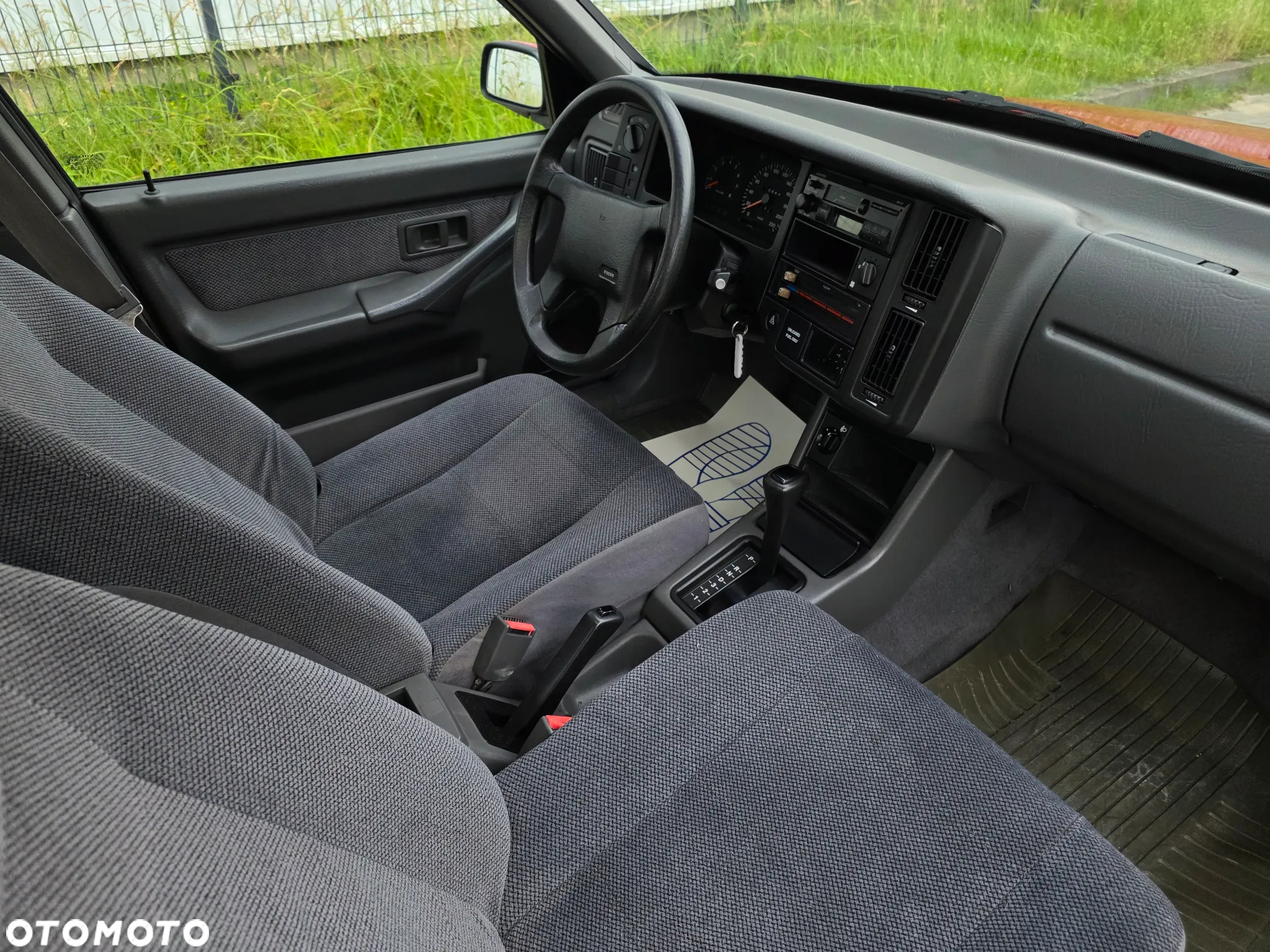 Volvo Seria 400 - 12