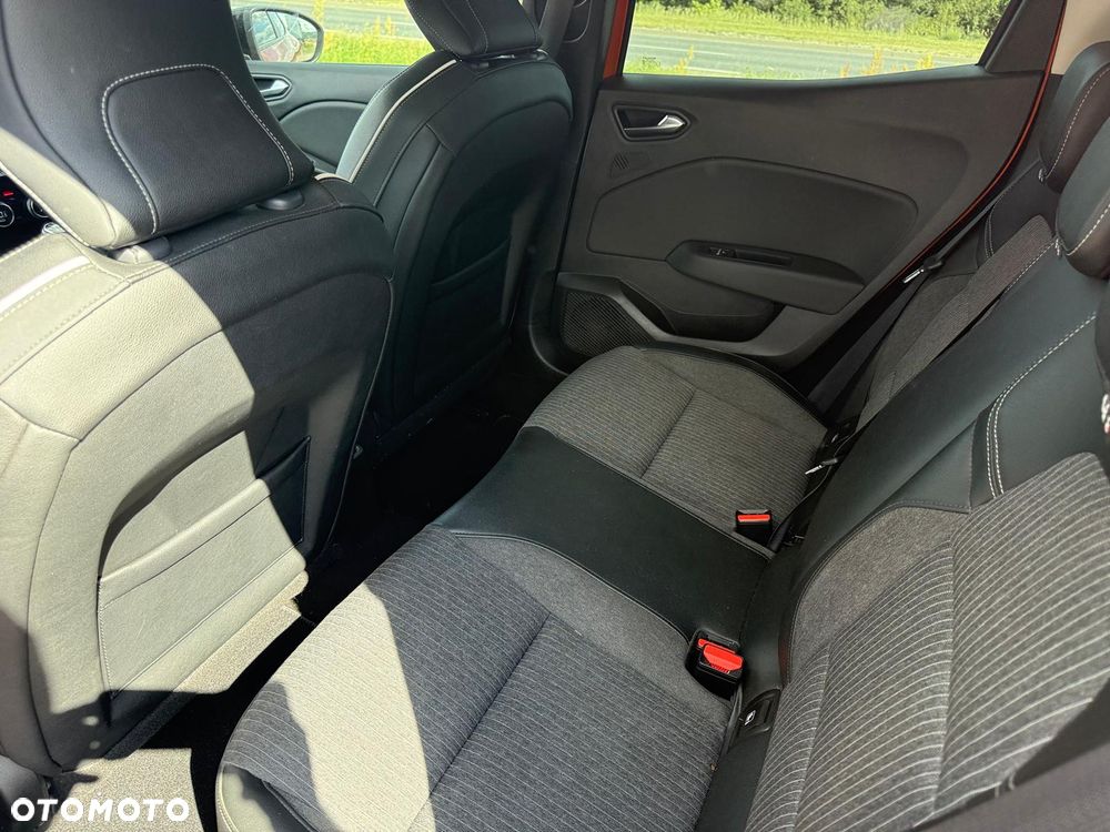 Renault Clio TCe 100 BUSINESS EDITION - 12