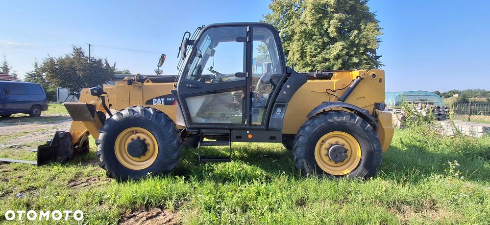 Caterpillar TH417 - 1