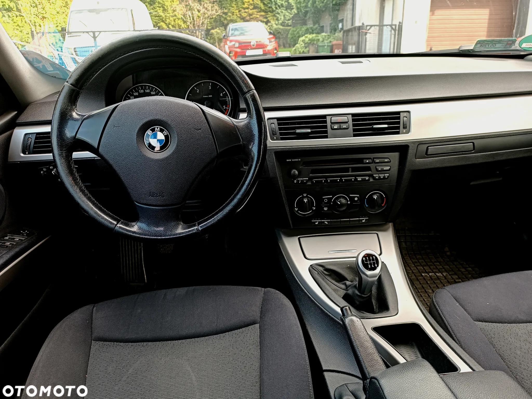 BMW Seria 3 318d - 5