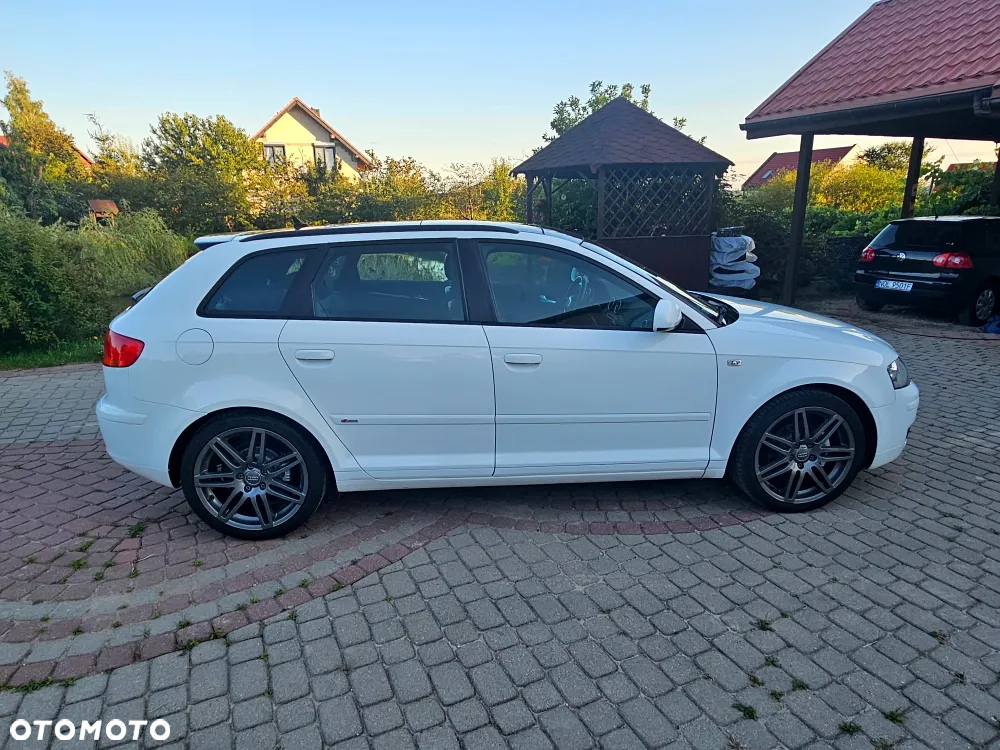 Audi A3 Sportback - 10
