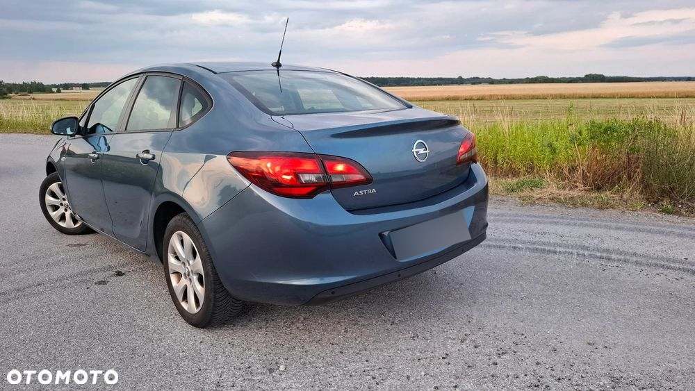Opel Astra III 1.6 - 30