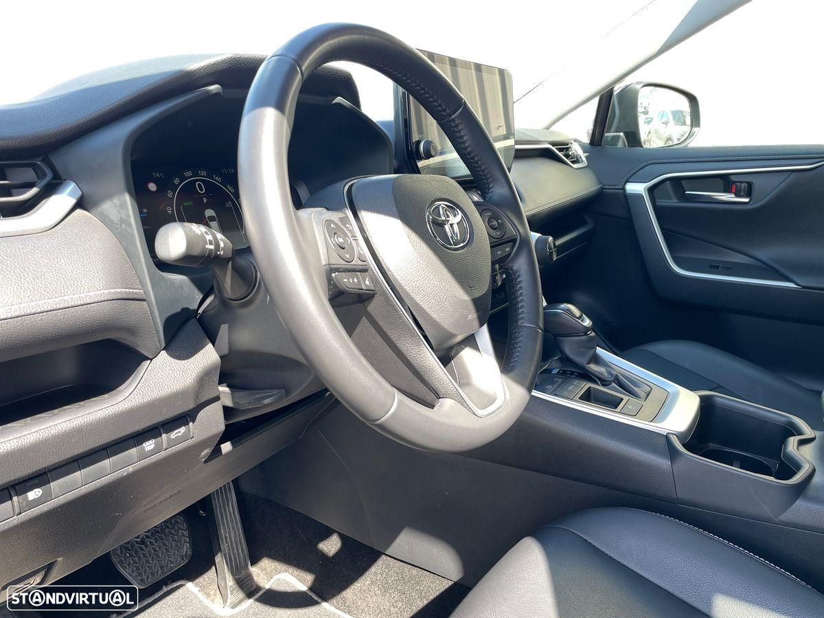Toyota RAV4 - 11