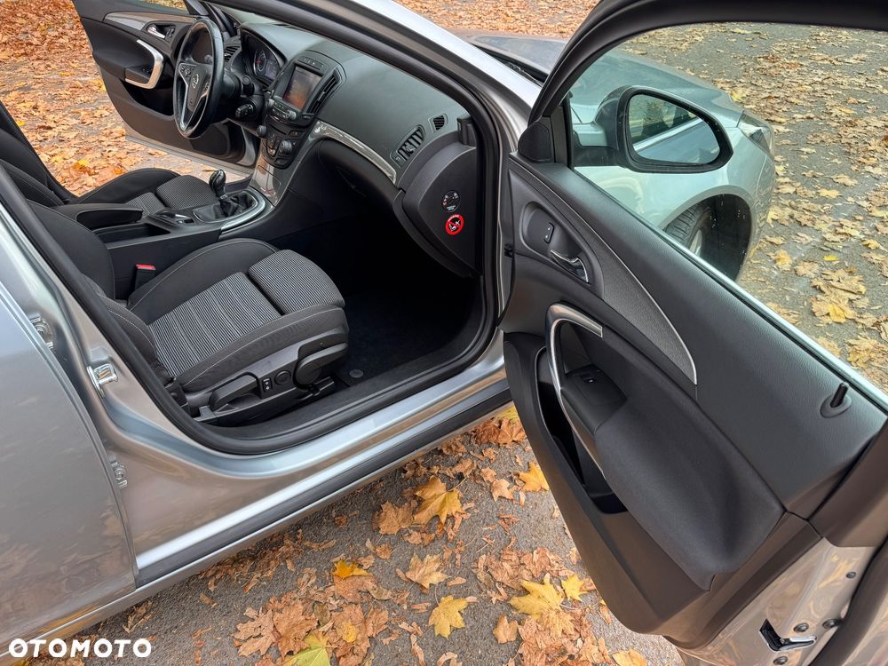 Opel Insignia - 17