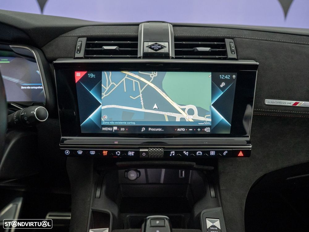 DS DS7 Crossback E-Tense Performance Line EAT8 - 28