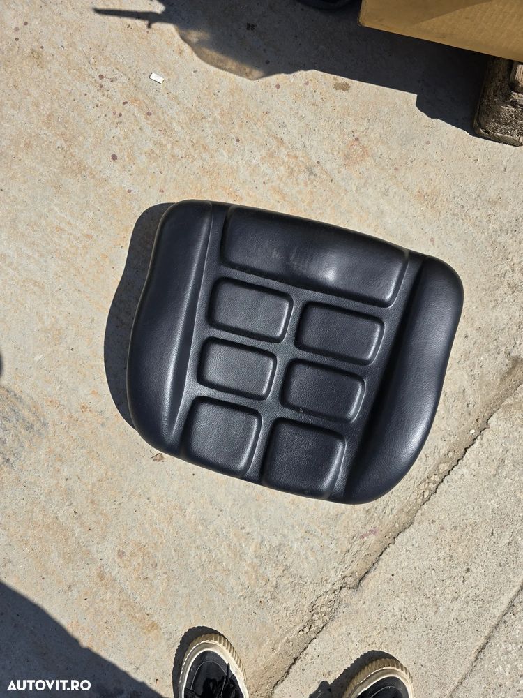 Sezut Scaun Stivuitor Universal Gramer GS12 / B12 - Perna Scaun Utilaje NOU - 1