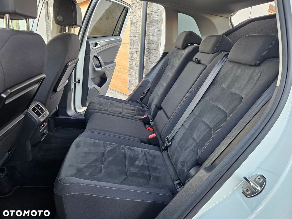 Volkswagen Tiguan - 21