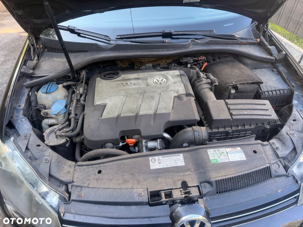 Volkswagen Golf - 10