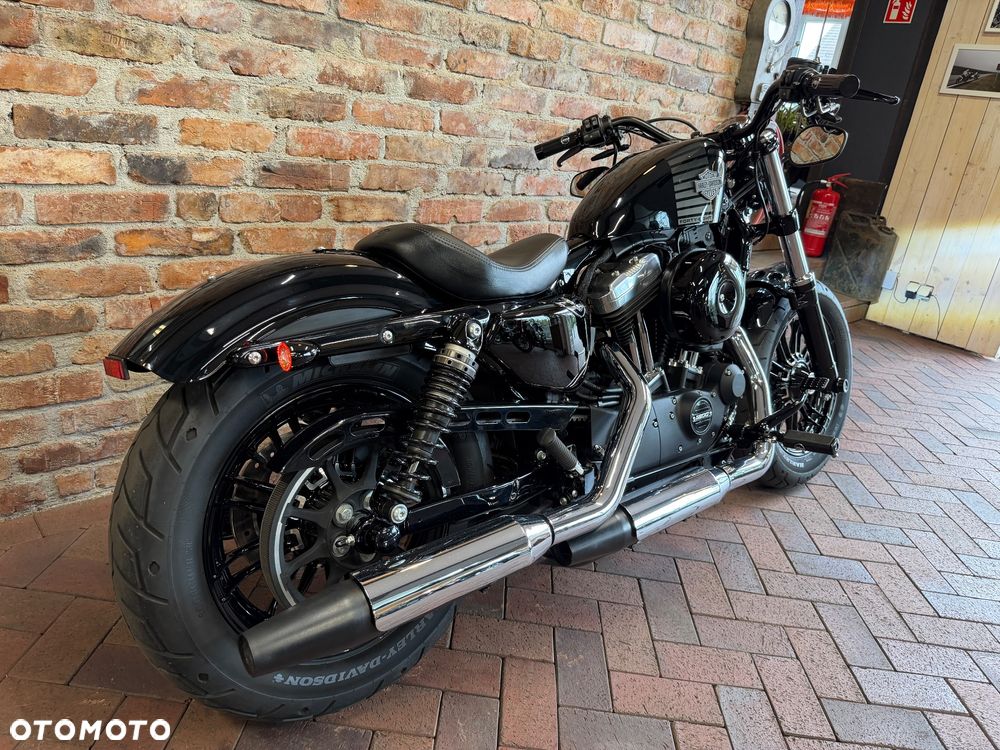 Harley-Davidson Sportster Forty-Eight - 5