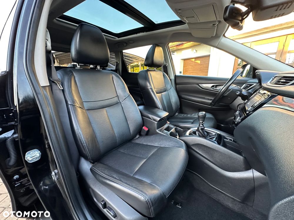 Nissan X-Trail 1.6 DIG-T Tekna - 24
