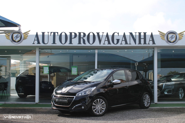 Peugeot 208 1.2 PureTech Signature