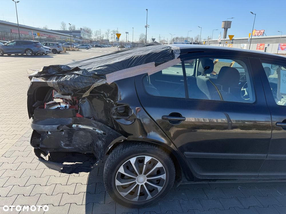 Skoda Octavia 2.0 TDI Ambiente - 6