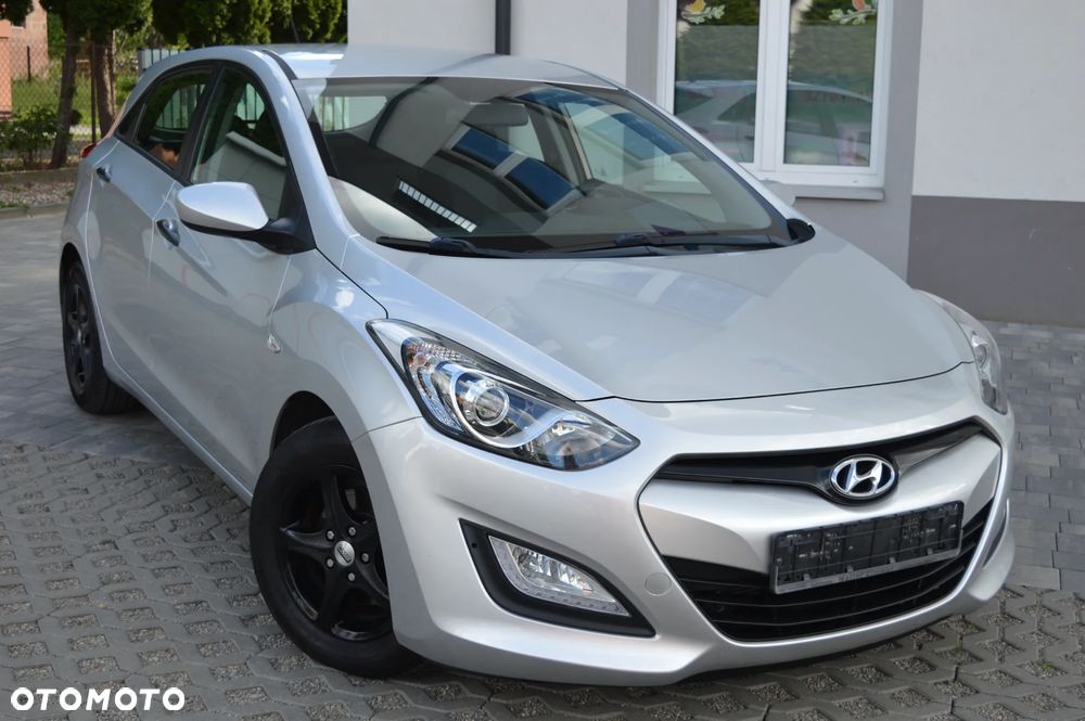 Hyundai i30 1.4 Trend - 8