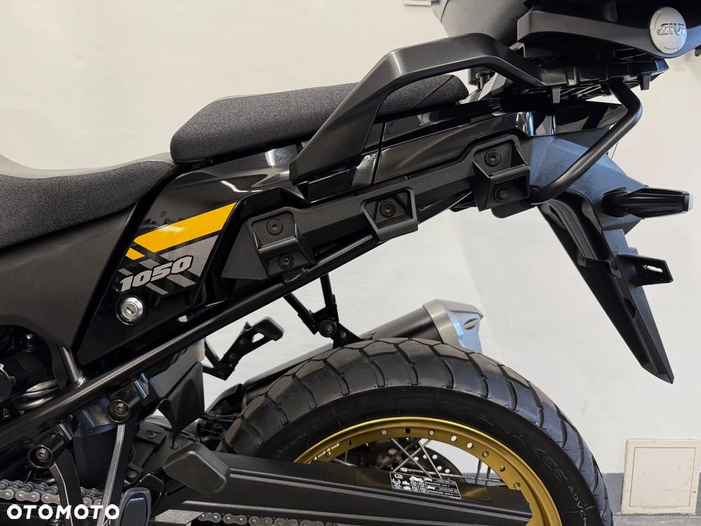 Suzuki V-STROM - 26