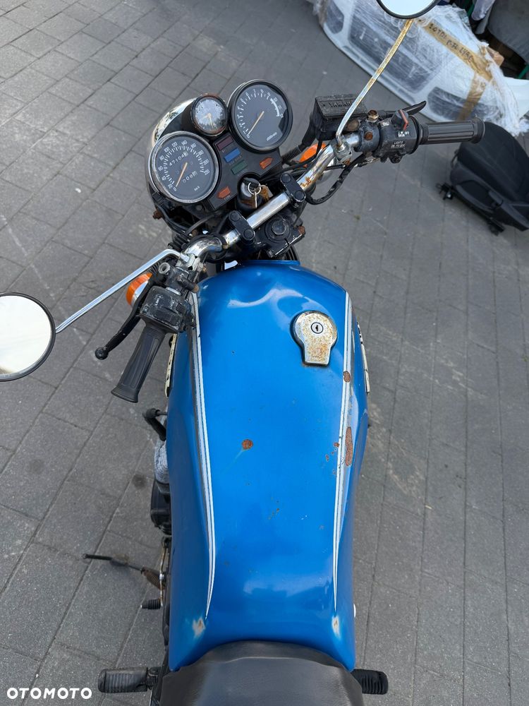 Yamaha XJ - 9