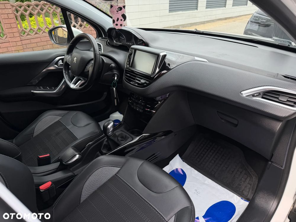 Peugeot 2008 1.5 BlueHDi Allure - 13