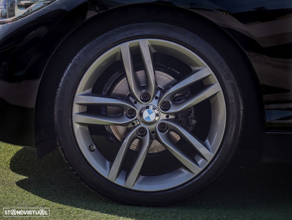 BMW 116 d Pack M - 11