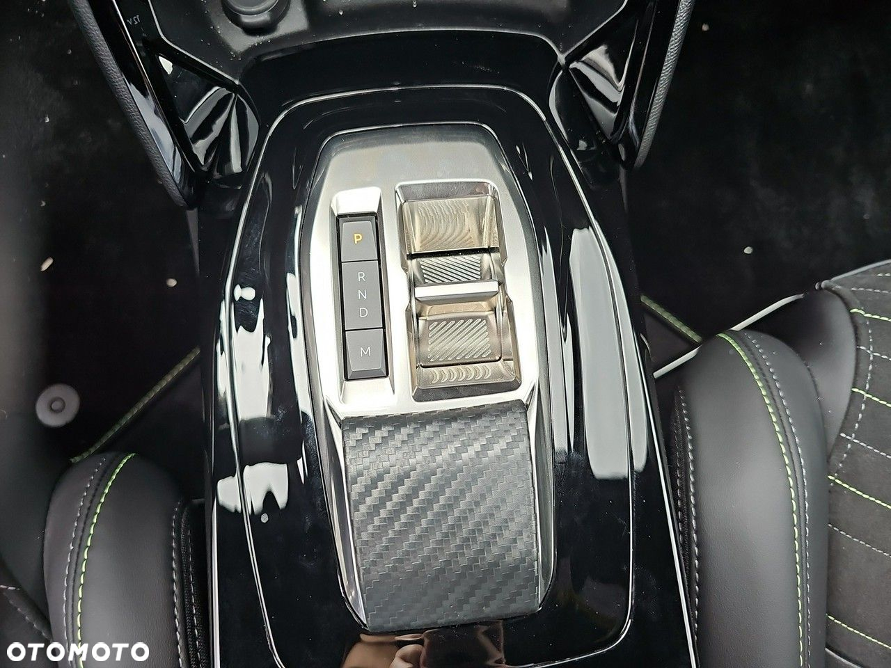 Peugeot 2008 - 16