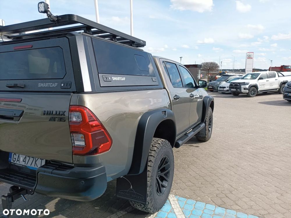 Toyota Hilux 2.8 D-4D mHEV Double Cab Invincible 4x4 - 5