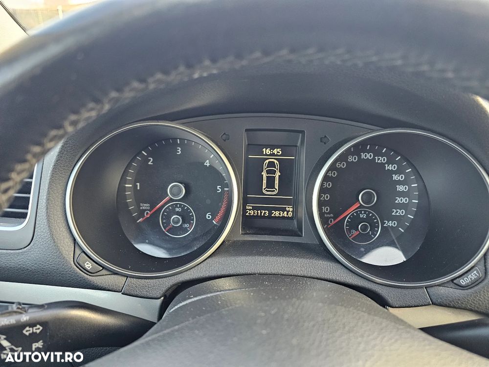 Volkswagen Golf 1.6 TDI BlueMotion Technology DPF Comfortline - 17