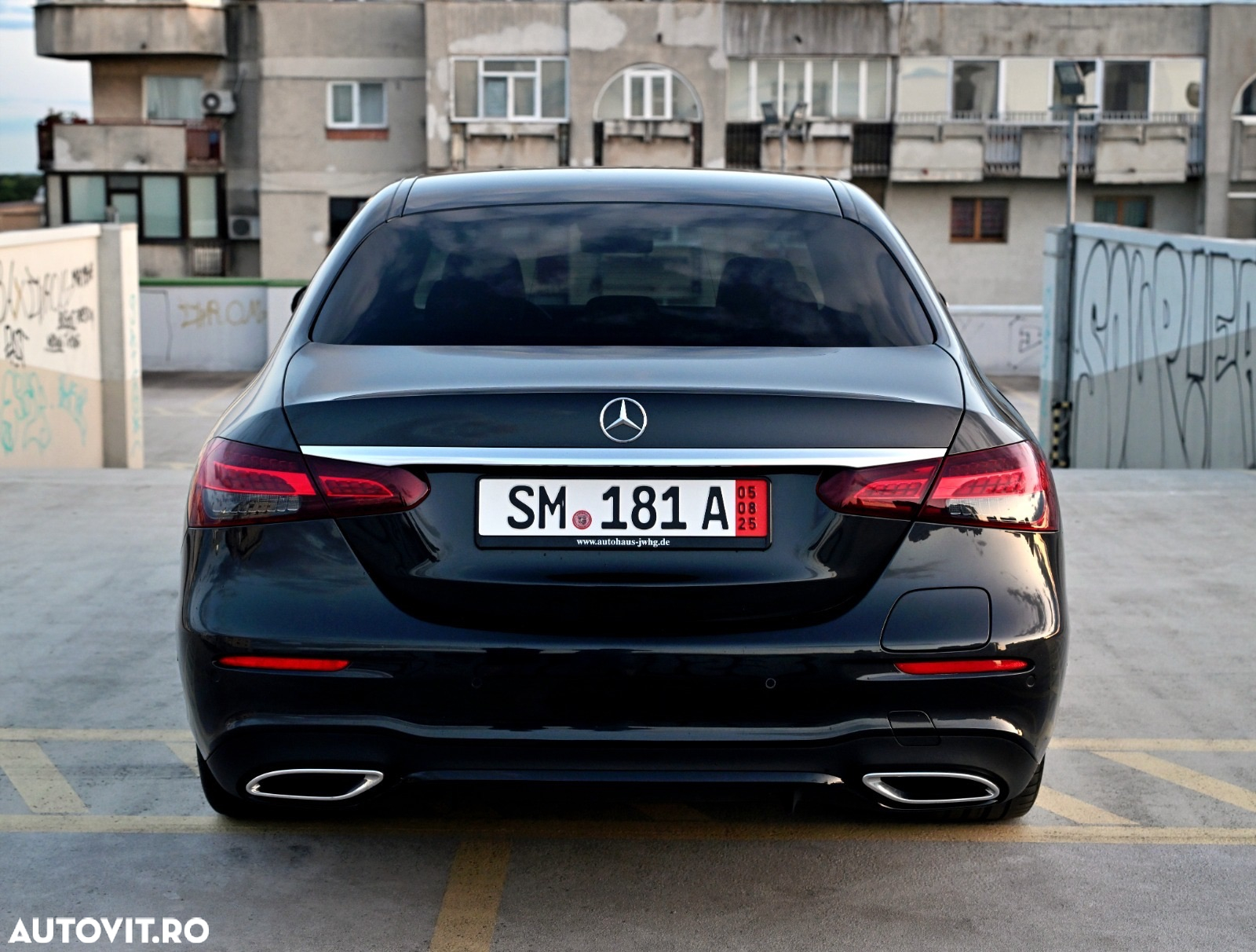 Mercedes-Benz E - 29