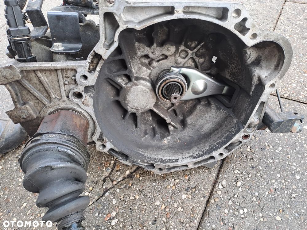 Kia Ceed Hyundai I30 1.4 16V G4FA skrzynia biegów z półośkami kod R81775 - 12
