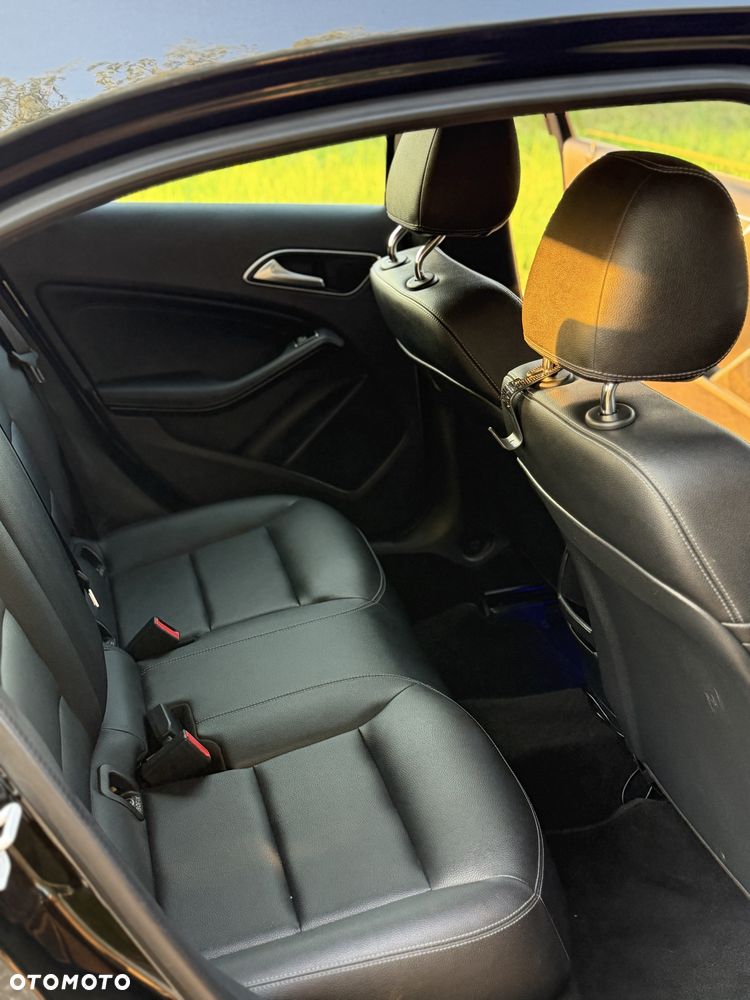 Mercedes-Benz A-Class 2017 photo 5