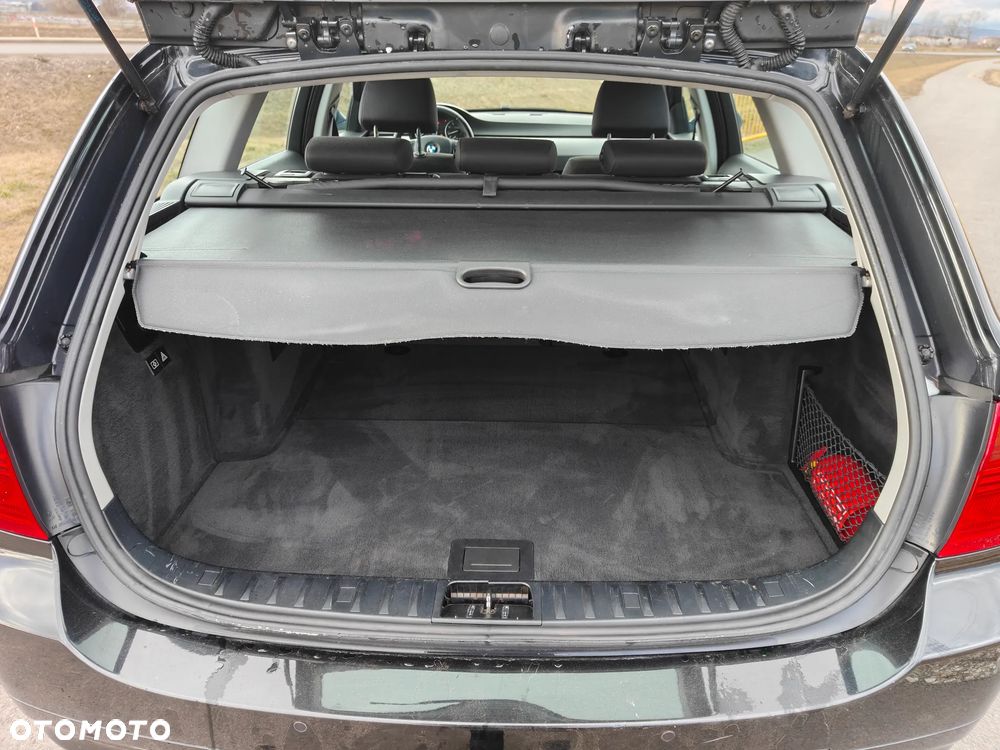 BMW Seria 3 - 24