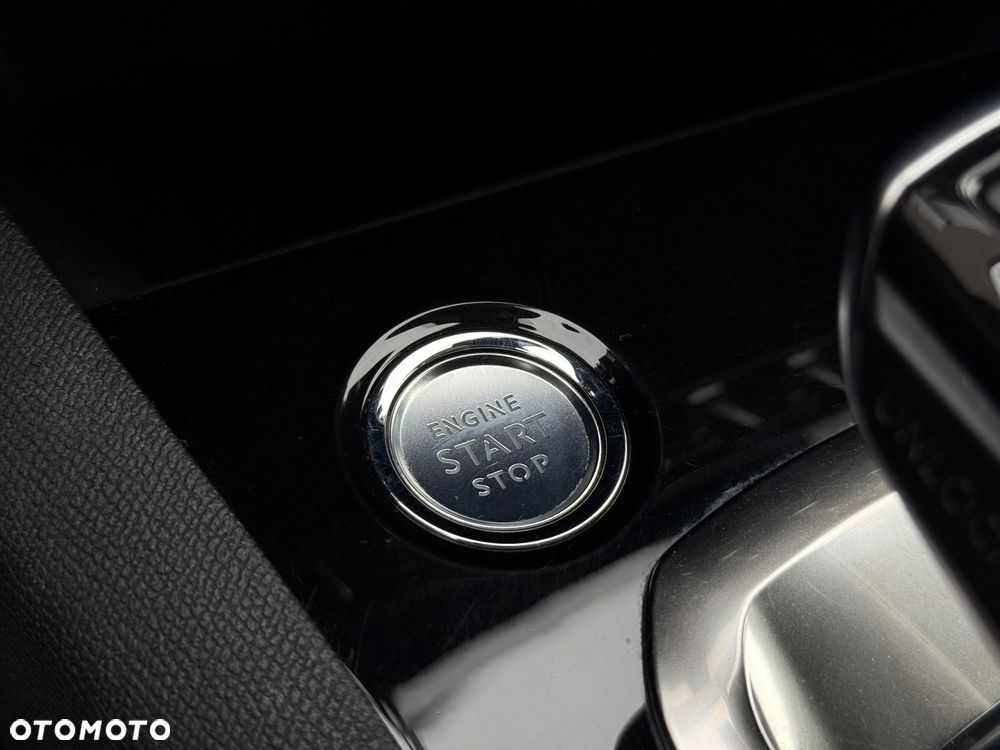 Peugeot 5008 2.0 BlueHDi Allure Pack S&S EAT8 - 25