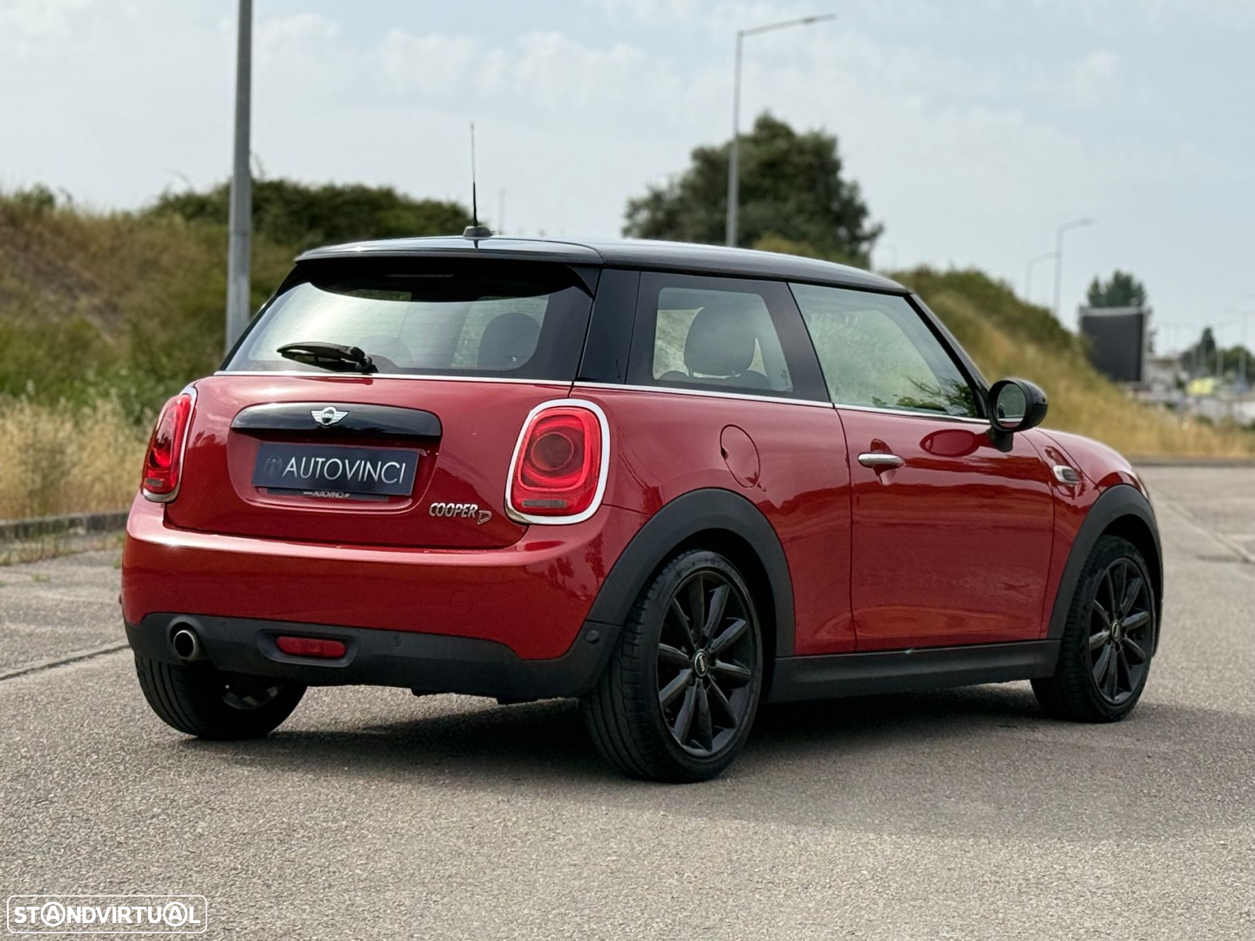 MINI 3 Portas Cooper D Auto - 8