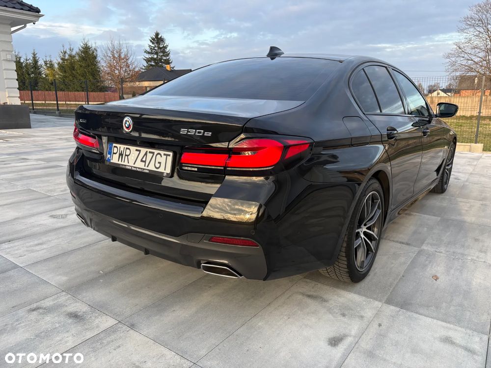BMW Seria 5 530e xDrive - 6