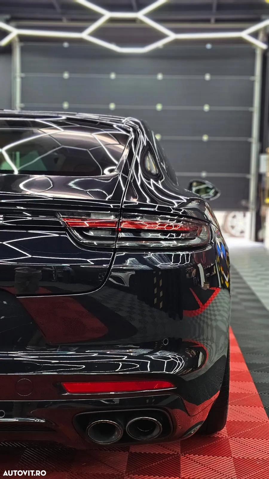 Porsche Panamera 4S - 4