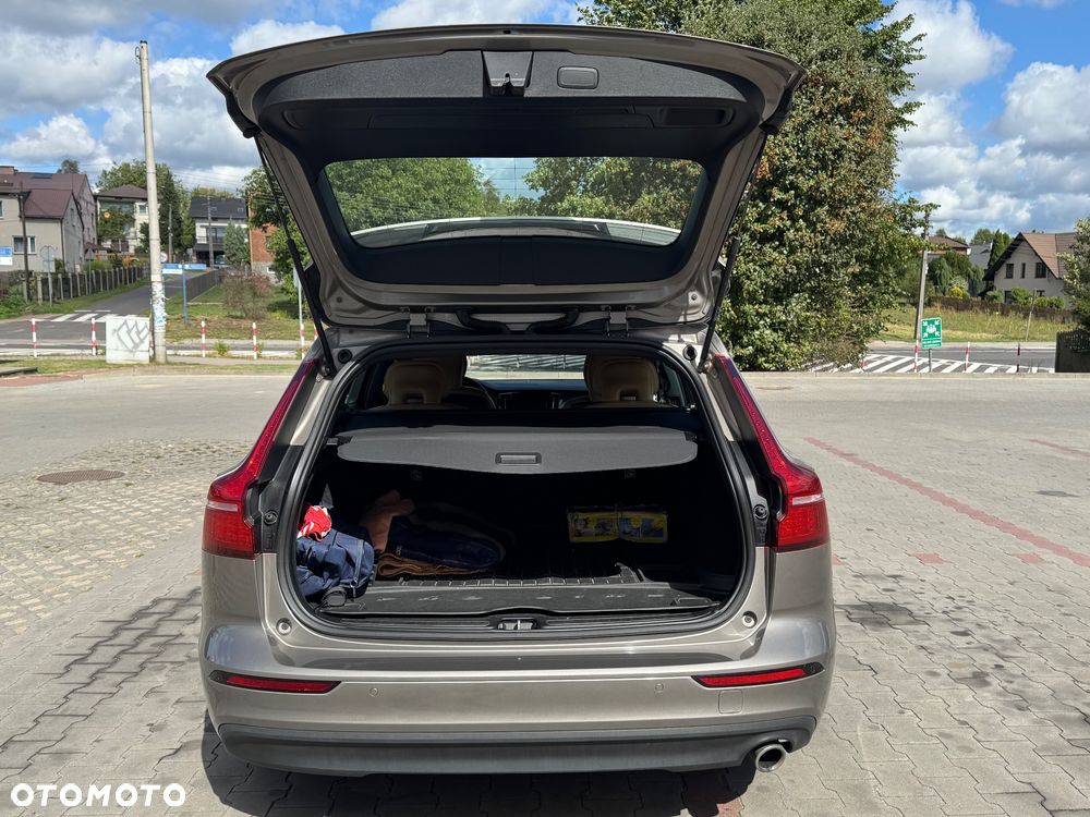Volvo V60 D3 Momentum - 5