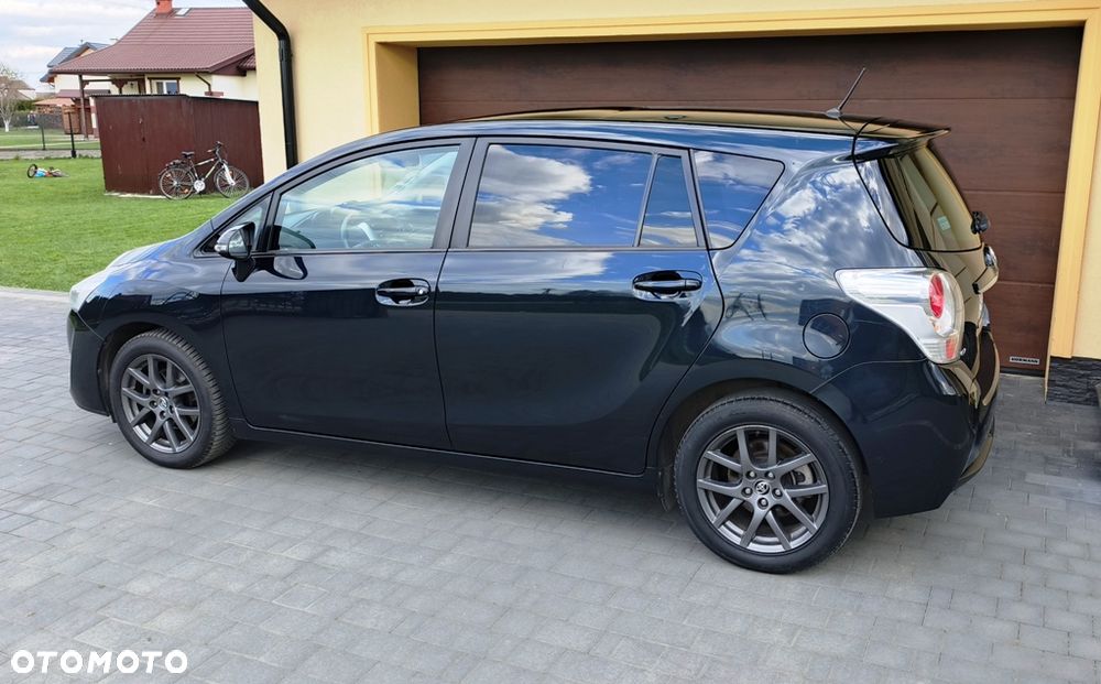 Toyota Verso 1.6 D-4D 5-Sitzer Start/Stop Executive - 9