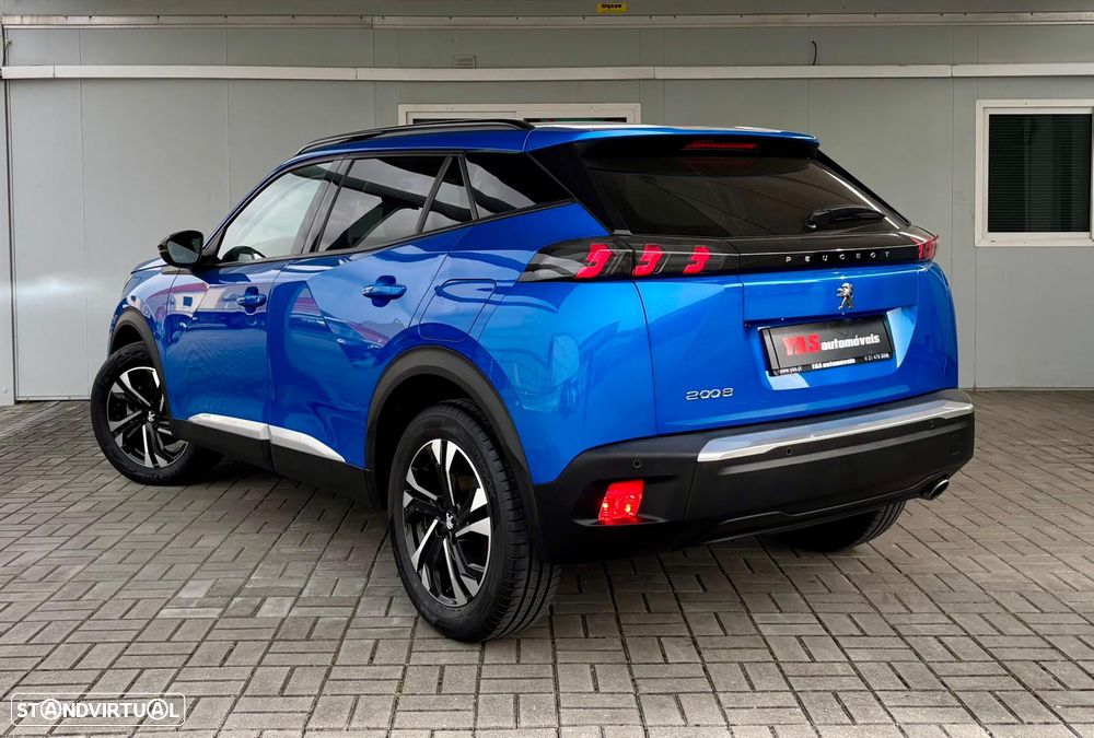 Peugeot 2008 1.5 BlueHDi Allure EAT8 - 27