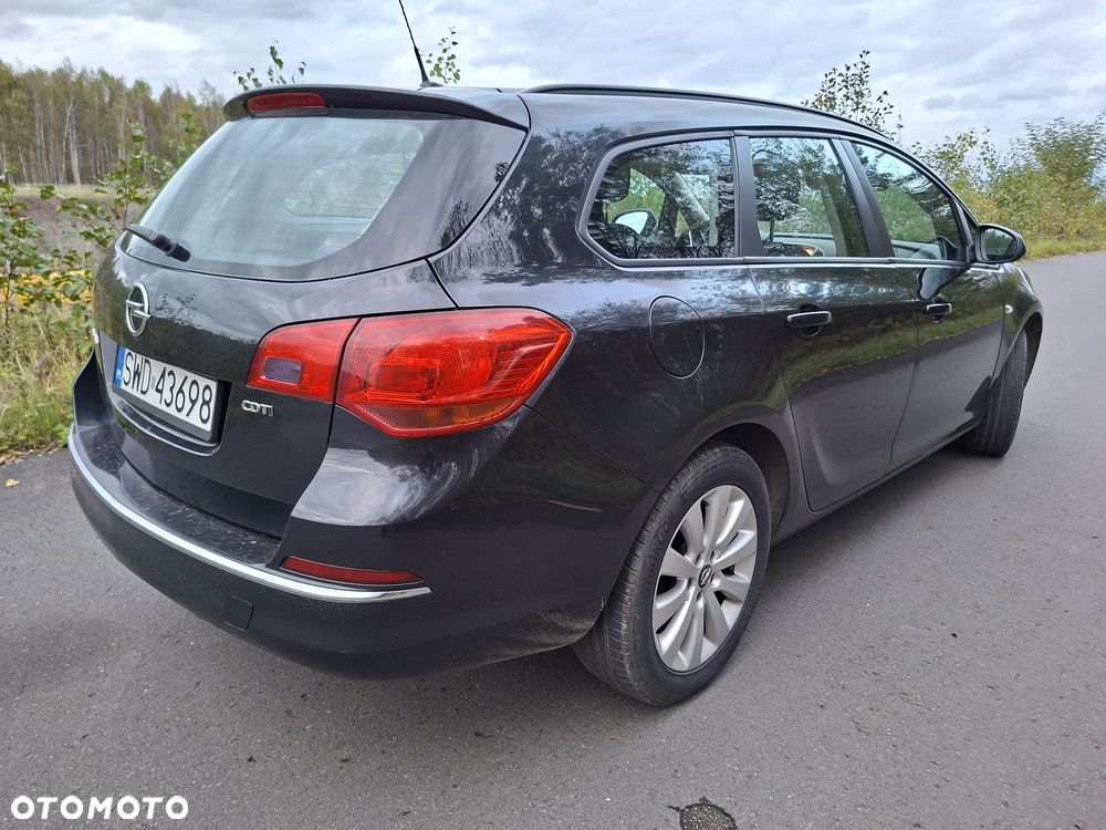 Opel Astra 2014 photo 5
