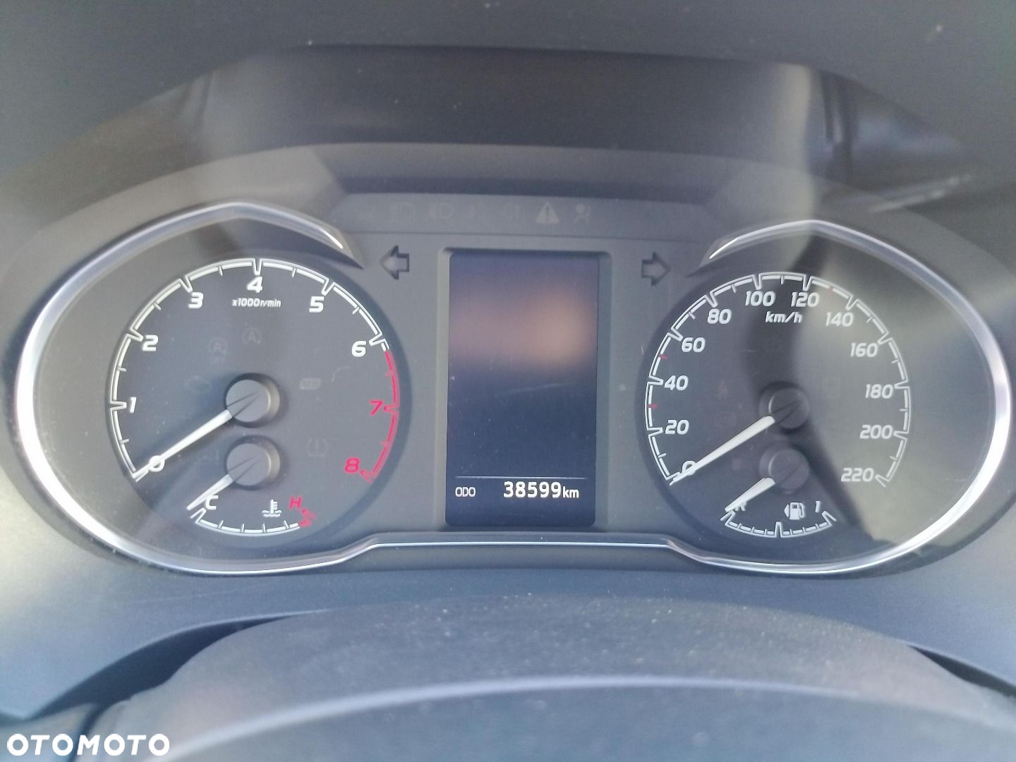 Toyota Yaris - 25