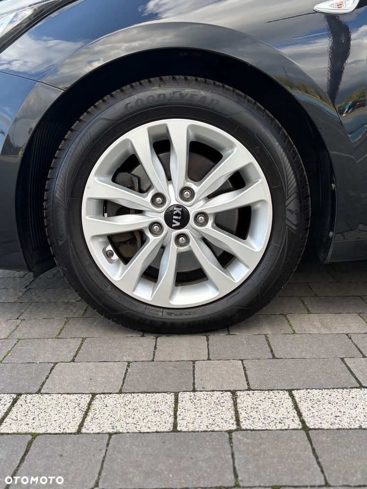 Kia Ceed 1.4 CVVT Attract - 31