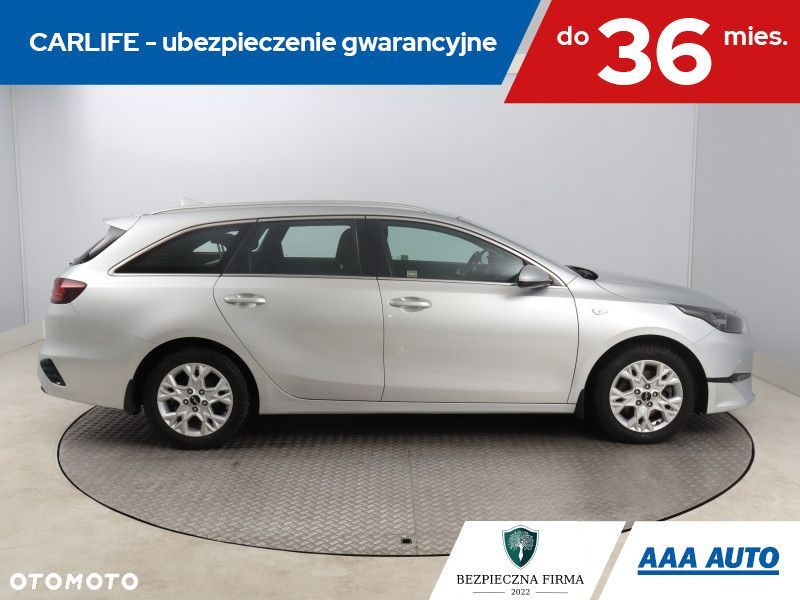 Kia Ceed - 8