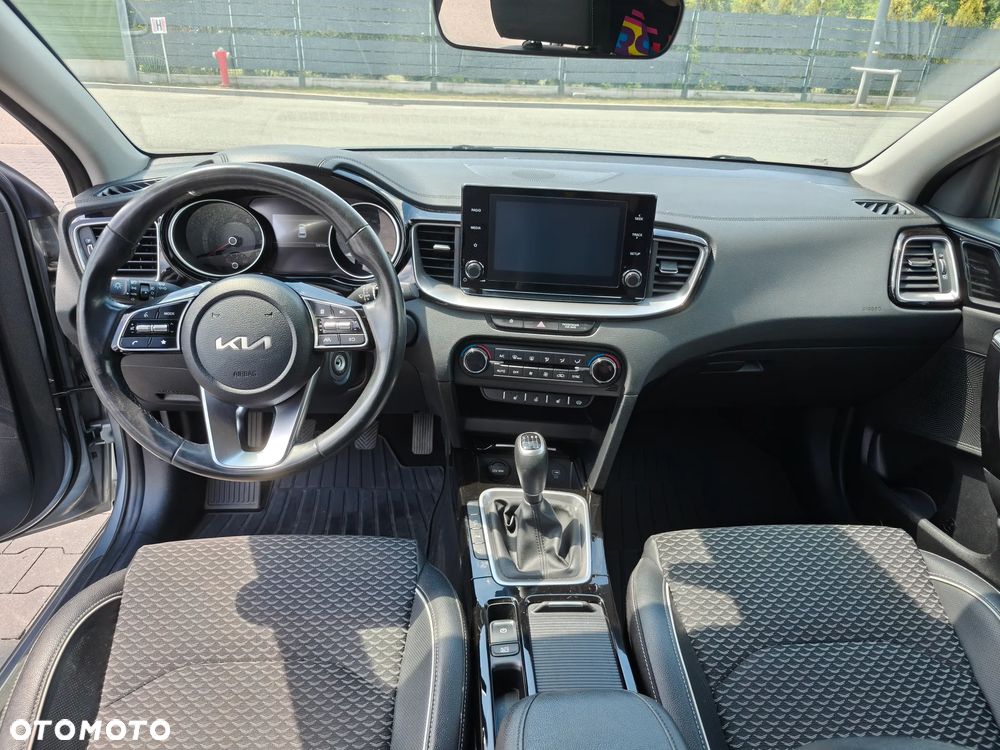 Kia Ceed 1.5 T-GDI L - 16