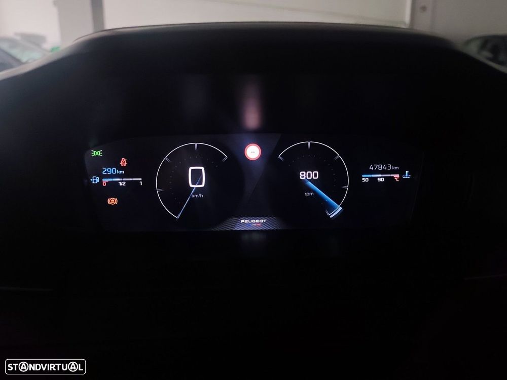 Peugeot 2008 1.2 PureTech Allure Pack - 25