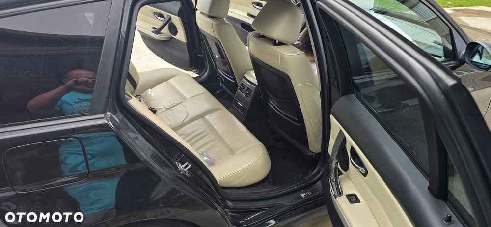 BMW Seria 3 320d - 11
